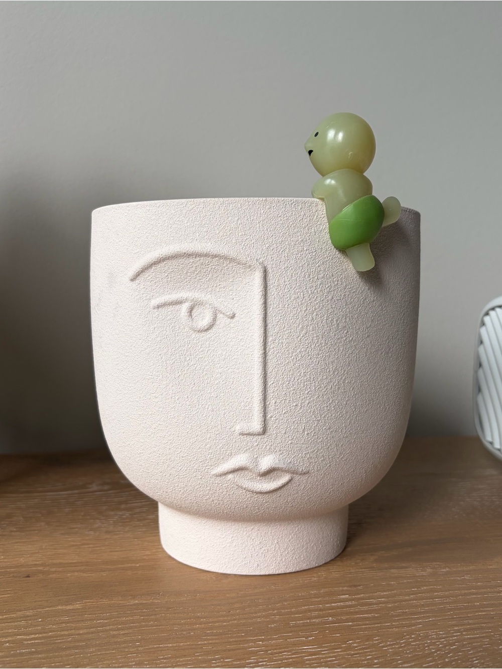 H&M Home Decor Stoneware Abstract Face Vase